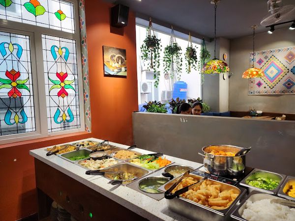 Loa cho Veggie Castle - nhà hàng buffet chay Vegan, Hà Nội