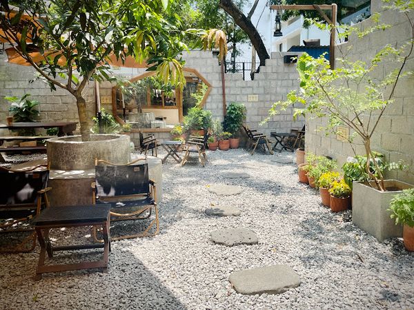 Loa Goldsound cho Phê La Núi Trúc, Hà Nội, loa được thiết kế riêng cho quán, bật lớn không tạp âm, miễn phí công lắp đặt, bảo hành dài hạn 5 năm