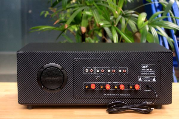 Amply cho quán cafe A384-4K: 4 phân vùng đầu ra (800w, đủ kết nối Bluetooth, RCA, AV, USB) chuyên dụng cho quán cafe, nhà hàng