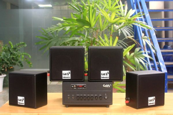 Dàn Amply A384 + 4 V23, Amply 2 vùng âm lượng, loa được thiết kế riêng cho quán, bật lớn không tạp âm, bảo hành dài hạn 5 năm.