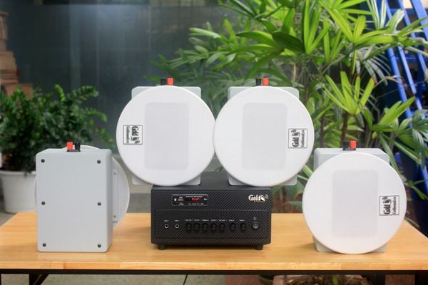 [Diện tích 80m2 + 2 Kênh] A384_DA Goldsound 2 vùng âm lượng 380w + 4 loa âm trần Goldsound VAT38_DA 38w, loa được thiết kế riêng cho quán, bật lớn không tạp âm, miễn phí công lắp đặt, bảo hành dài hạn 5 năm.