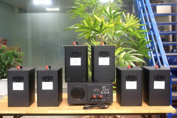 [Diện tích 120m2 + 02 Kênh] A384_DA Goldsound 2 vùng âm lượng 380w + 6 loa Goldsound V25C_DA 25w, loa được thiết kế riêng cho quán, bật lớn không tạp âm, miễn phí công lắp đặt, bảo hành dài hạn 5 năm.