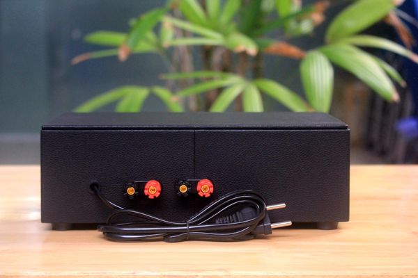 Amply A2.0_TH 60w, Amply được thiết kế riêng cho quán, bật lớn không tạp âm, bảo hành dài hạn 5 năm.