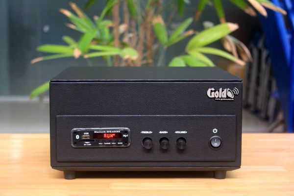 Dàn loa treo tường: Amply A156PU Goldsound 200w + 6 loa Goldsound V25c - 25w, loa được thiết kế riêng cho quán, bật lớn không tạp âm, không bao gồm công lắp đặt, bảo hành 5 năm