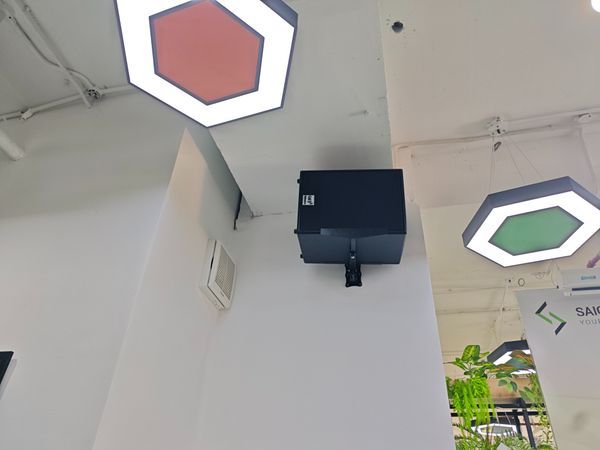 Loa cho Saigon Technology, Phú Nhuận, TP.HCM, amply 2 kênh 1200w, bluetooth 5.0, loa V230-230w, loa được thiết kế riêng cho quán, bật lớn không tạp âm, miễn phí công lắp đặt, bảo hành dài hạn 5 năm