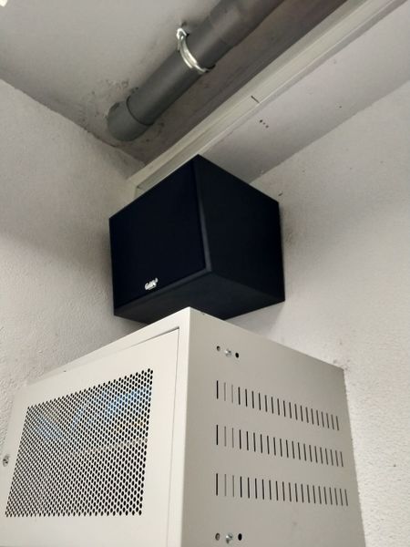 Loa Goldsound cho công ty TNHH Dream Talent, TP. Thủ Đức, TP. HCM, amply 4 kênh 800w, bluetooth 5.0, loa V130 - 130w, loa được thiết kế riêng cho quán, bật lớn không tạp âm, miễn phí công lắp đặt, bảo hành dài hạn 5 năm