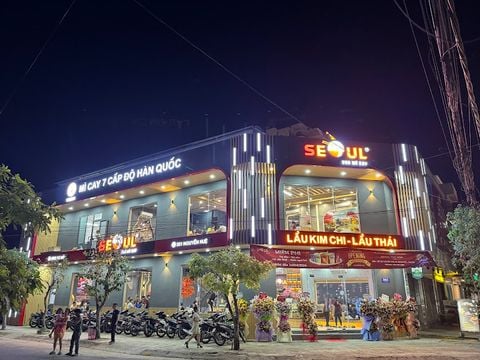 Loa thông báo, phát nhạc nền tự động Goldsound cho mì cay SEOUL Tuy Hòa, Phú Yên, loa được thiết kế riêng cho quán, bật lớn không tạp âm, miễn phí công lắp đặt, bảo hành dài hạn 5 năm.