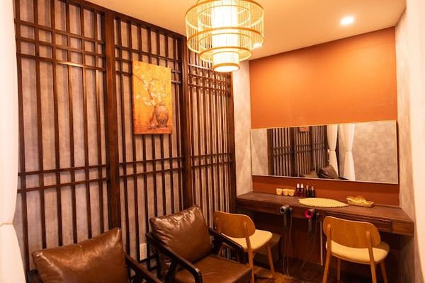 Loa Goldsound cho Ân Nam Massage, P. Tân Sơn Nhì, quận Tân Phú, TP. HCM, loa được thiết kế riêng cho quán, bật lớn không tạp âm, miễn phí công lắp đặt, bảo hành dài hạn 5 năm