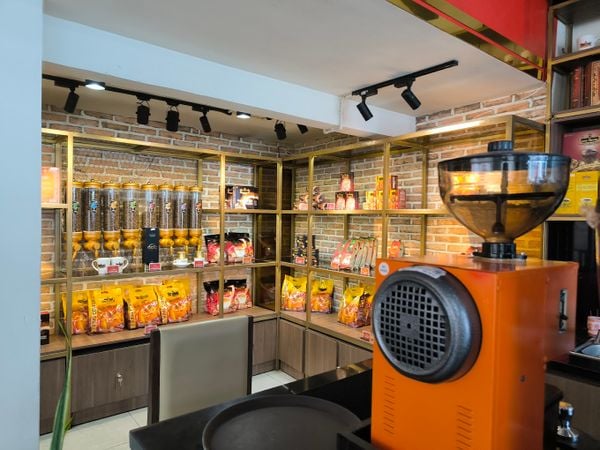 Loa thông báo, phát nhạc nền tự động Goldsound cho King Coffee Quận 5, amply 4 kênh 1500w, bluetooth 5.0, miễn phí công lắp đặt, bảo hành dài hạn 5 năm