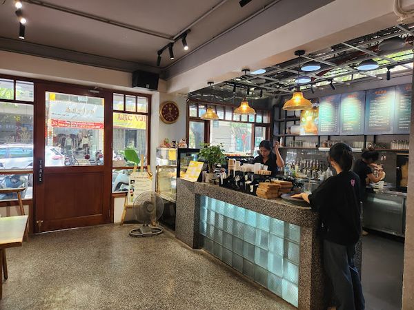 Loa Goldsound cho T-Kafe, Hà Nội, loa được thiết kế riêng cho quán, bật lớn không tạp âm, miễn phí công lắp đặt, bảo hành dài hạn 5 năm