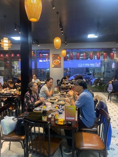 Loa Goldsound cho Cơm Đốt Thố Lão Đại - Nam Định, amply 2 kênh 200w, bluetooth 5.0, loa 13w, loa được thiết kế riêng cho quán, bật lớn không tạp âm, miễn phí công lắp đặt, bảo hành dài hạn 5 năm