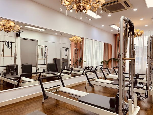 Loa Goldsound cho phòng tập pilates FOURT PILATES - Landmark, TP.HCM, amply 2 kênh 380w, bluetooth 5.0, loa V40C-40w, loa được thiết kế riêng cho quán, bật lớn không tạp âm, miễn phí công lắp đặt, bảo hành dài hạn 5 năm