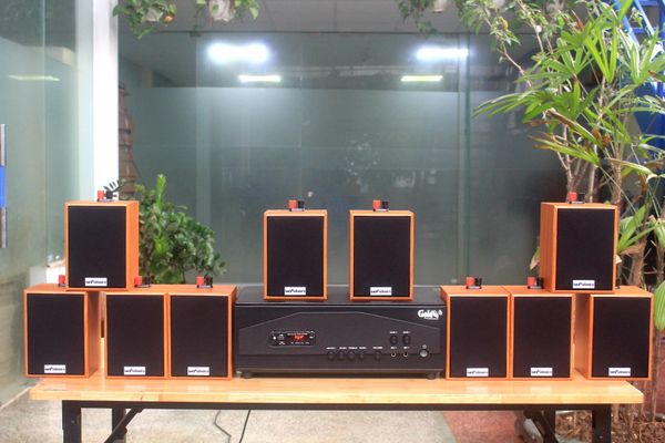 Loa thông báo phát nhạc nền tự động Gold4cafe 10.0 màu vân gỗ đỏ (10 loa + 1 amply), Amply 1200w - 2 vùng âm lượng, loa được thiết kế riêng cho quán, bật lớn không tạp âm, bảo hành dài hạn 5 năm