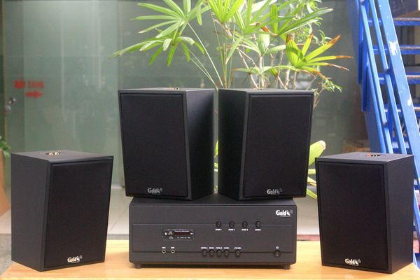 Dàn loa treo tường thông báo phát nhạc nền tự động: Amply A384PU-4K Goldsound 4 vùng âm lượng 800w + 4 loa Goldsound V70C-PU 70w, Amply 4 - 6 vùng âm lượng, loa được thiết kế riêng cho quán, bật lớn không tạp âm