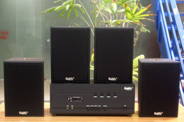 Dàn loa treo tường thông báo phát nhạc nền tự động: Amply A384PU-4K Goldsound 4 vùng âm lượng 800w + 4 loa Goldsound V70C-PU 70w, Amply 4 - 6 vùng âm lượng, loa được thiết kế riêng cho quán, bật lớn không tạp âm