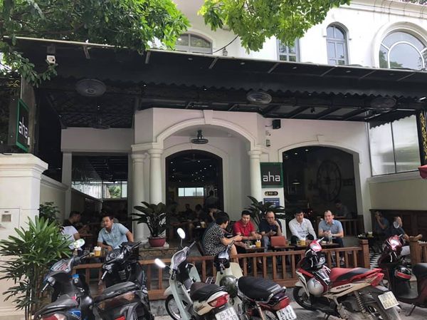 Hệ thống âm thanh cho Aha Cafe Vinhomes Riverside, Amply 4 - 6 vùng âm lượng, loa được thiết kế riêng cho quán, bật lớn không tạp âm, miễn phí công lắp đặt, bảo hành dài hạn 5 năm.