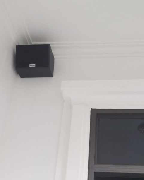 Loa Goldsound lắp đặt âm thanh cho Spa, cafe LE BUCI, Hà Đông, loa được thiết kế riêng cho quán, bật lớn không tạp âm, miễn phí công lắp đặt, bảo hành dài hạn 5 năm