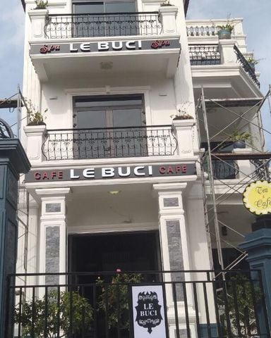 Loa Goldsound lắp đặt âm thanh cho Spa, cafe LE BUCI, Hà Đông, loa được thiết kế riêng cho quán, bật lớn không tạp âm, miễn phí công lắp đặt, bảo hành dài hạn 5 năm