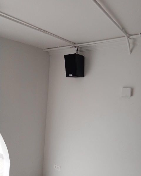 Loa Goldsound cho Ding tea, Cầu Giấy, Hà Nội,  amply 2 kênh 380w, bluetooth 5.0, loa V40C - 40w, loa được thiết kế riêng cho quán, bật lớn không tạp âm, miễn phí công lắp đặt, bảo hành dài hạn 5 năm
