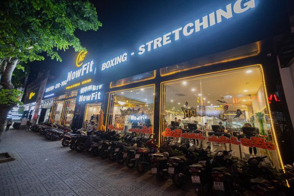 Loa cho NowFit Yoga & Fitness Center, Amply 4 - 6 vùng âm lượng, loa được thiết kế riêng cho quán, bật lớn không tạp âm, miễn phí công lắp đặt, bảo hành dài hạn 5 năm.