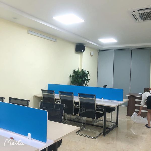 Loa cho Công ty cổ phần XNK Ánh Xuân, Hà Nội, Amply 4 - 6 vùng âm lượng, loa được thiết kế riêng cho quán, bật lớn không tạp âm, miễn phí công lắp đặt, bảo hành dài hạn 5 năm.
