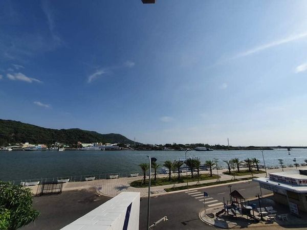 Loa Goldsound lắp đặt âm thanh cho quán tại Vũng Tàu, Amply 4 - 6 vùng âm lượng, loa được thiết kế riêng cho quán, bật lớn không tạp âm, miễn phí công lắp đặt, bảo hành dài hạn 5 năm.