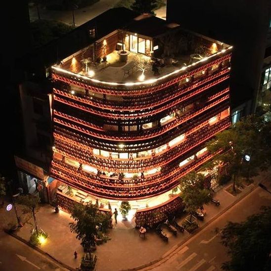 Loa Goldsound cho Cafe Ngói, Uy Nỗ, Đông Anh, Amply 4 - 6 vùng âm lượng, loa được thiết kế riêng cho quán, bật lớn không tạp âm, miễn phí công lắp đặt, bảo hành dài hạn 5 năm.