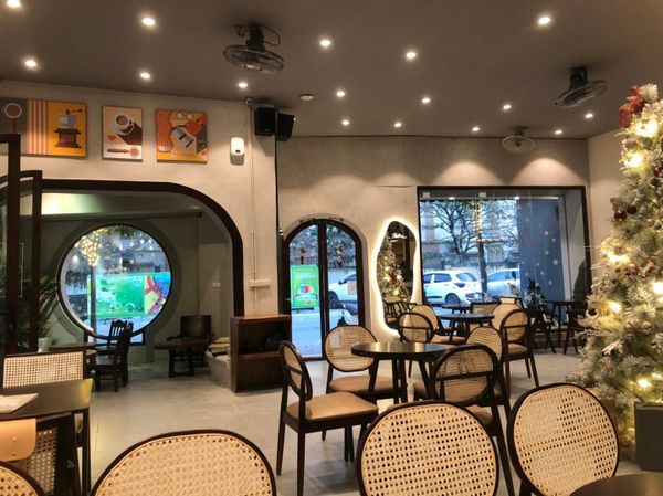 Loa cafe Loa Goldsound lắp đặt tại quán Nhiên Coffee, Đông Tác, Hà Nội