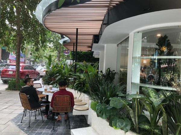 Loa cafe Loa Goldsound thi công hệ thống âm thanh cho Treeving Coffee, KĐT Moncity,  Hà Nội