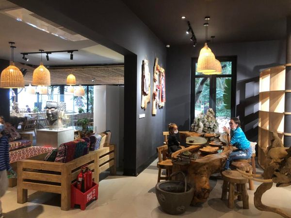 Loa cho quán cafe Trúc Lâm tại Bảo Tàng Dân tộc học