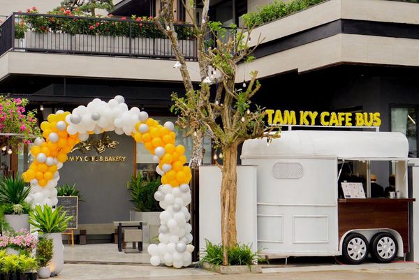 Loa Goldsound cho  quán Tam Kỳ Cafe, Quảng Nam, Amply 4 - 6 vùng âm lượng, loa được thiết kế riêng cho quán, bật lớn không tạp âm, miễn phí công lắp đặt, bảo hành dài hạn 5 năm.