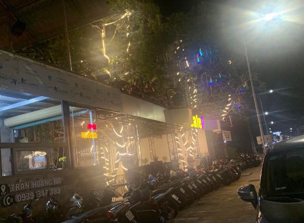 Loa Goldsound cho quán cafe F, Ninh Kiều, Cần Thơ, Amply 4 - 6 vùng âm lượng, loa được thiết kế riêng cho quán, bật lớn không tạp âm, miễn phí công lắp đặt, bảo hành dài hạn 5 năm.