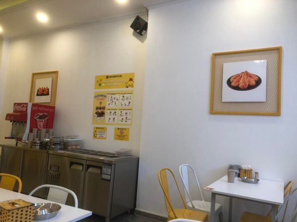 Loa Goldsound cho CHICKEN Plus, Nguyễn Lương Bằng, TP Hà Nội, Amply 4 - 6 vùng âm lượng, loa được thiết kế riêng cho quán, bật lớn không tạp âm, miễn phí công lắp đặt, bảo hành dài hạn 5 năm.