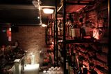 Loa Goldsound cho quán Bar Totem Cocktails& Co, Hoàn Kiếm, Hà Nội, amply 2 kênh 900w, bluetooth 5.0, loa V130-130w, loa được thiết kế riêng cho quán, bật lớn không tạp âm, miễn phí công lắp đặt, bảo hành dài hạn 5 năm