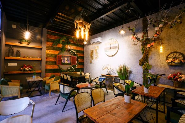 Loa quán cafe Goldsound lắp đặt âm thanh cho Jungle Coffee, Tuy Hoà, Phú Yên