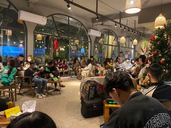 Loa Goldsound cho quán Mood Cafe, Hoài Đức, Hà Nội, amply 2 kênh 900w, bluetooth 5.0, loa V130-130w, loa được thiết kế riêng cho quán, bật lớn không tạp âm, miễn phí công lắp đặt, bảo hành dài hạn 5 năm