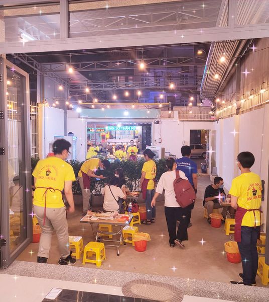 Loa Goldsound cho Xô Cajun - 101 Hoàng Diệu 2, Linh Trung, Thủ Đức, Amply 4 - 6 vùng âm lượng, loa được thiết kế riêng cho quán, bật lớn không tạp âm, miễn phí công lắp đặt, bảo hành dài hạn 5 năm.