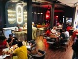Loa Goldsound cho BRUX-Belgian Capital Beer, Q. Tân Bình, TP. HCM, amply 2 kênh 900w, bluetooth 5.0, loa V130-130w, loa được thiết kế riêng cho quán, bật lớn không tạp âm, miễn phí công lắp đặt, bảo hành dài hạn 5 năm