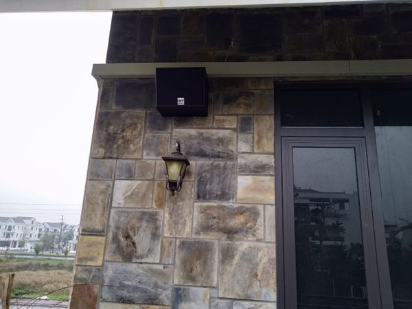 Loa Goldsound cho quán The Mansion Coffee, amply 2 kênh 1200w, bluetooth 5.0, loa chống nước V130NT - 130w, loa được thiết kế riêng cho quán, bật lớn không tạp âm, miễn phí công lắp đặt, bảo hành dài hạn 5 năm