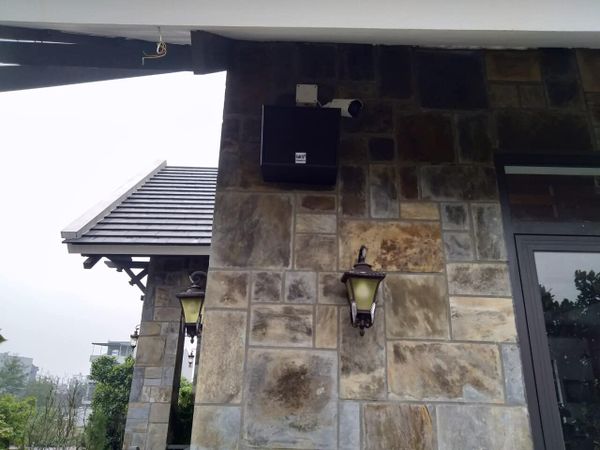 Loa Goldsound cho quán The Mansion Coffee, amply 2 kênh 1200w, bluetooth 5.0, loa chống nước V130NT - 130w, loa được thiết kế riêng cho quán, bật lớn không tạp âm, miễn phí công lắp đặt, bảo hành dài hạn 5 năm