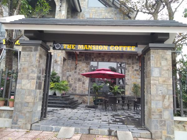 Loa Goldsound cho quán The Mansion Coffee, amply 2 kênh 1200w, bluetooth 5.0, loa chống nước V130NT - 130w, loa được thiết kế riêng cho quán, bật lớn không tạp âm, miễn phí công lắp đặt, bảo hành dài hạn 5 năm