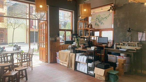 Loa Goldsoudn cho The Bup Outside - Vườn, TP Hải Dương, Amply 4 - 6 vùng âm lượng, loa được thiết kế riêng cho quán, bật lớn không tạp âm, miễn phí công lắp đặt, bảo hành dài hạn 5 năm.