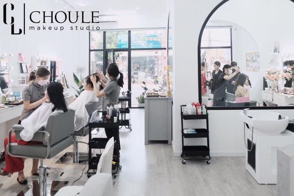 Loa Goldsound cho CHOU LE MAKEUP STUDIO, Thủ Dầu Một, Bình Dương, amply 2 kênh 900w, bluetooth 5.0, loa V58C-58w, loa được thiết kế riêng cho quán, bật lớn không tạp âm, miễn phí công lắp đặt, bảo hành dài hạn 5 năm