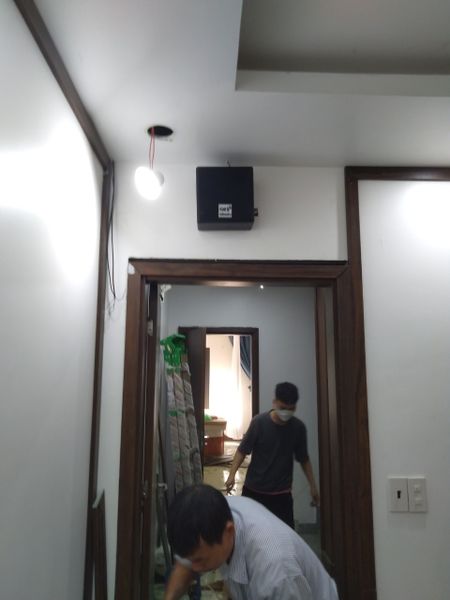 Loa Goldsound tại Vinhomes Hạ Long, loa được thiết kế riêng cho quán, bật lớn không tạp âm, miễn phí công lắp đặt, bảo hành dài hạn 5 năm
