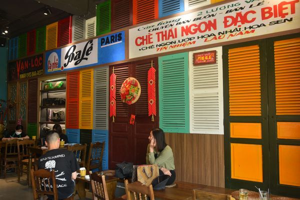 Hệ thống âm thanh cho quán AHA Cafe tại Long Biên, Amply 4 - 6 vùng âm lượng, loa được thiết kế riêng cho quán, bật lớn không tạp âm, miễn phí công lắp đặt, bảo hành dài hạn 5 năm.