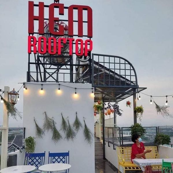 Loa Goldsound cho HẺM Rooftop, Bình Tân, amply 2 kênh 900w, bluetooth 5.0, loa V130-130w, loa ngoài trời V130NT-130w, loa được thiết kế riêng cho quán, bật lớn không tạp âm, miễn phí công lắp đặt, bảo hành dài hạn 5 năm