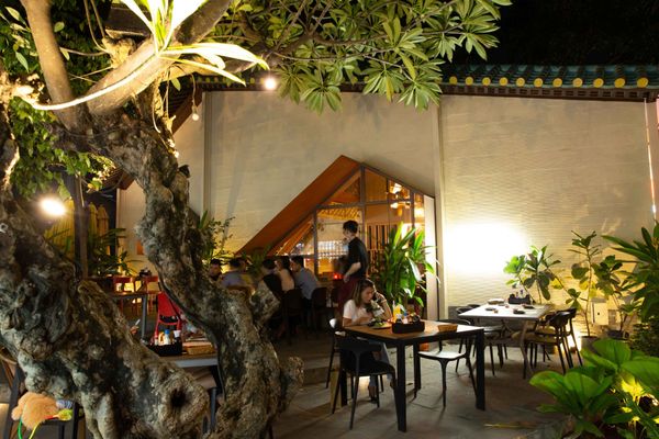 Loa Goldsound cho Âm thanh ngoài trời cho MATSURI - Japanese Restaurant, Quận 2, TP.HCM,  Amply 4 - 6 vùng âm lượng, loa được thiết kế riêng cho quán, bật lớn không tạp âm, miễn phí công lắp đặt, bảo hành dài hạn 5 năm.