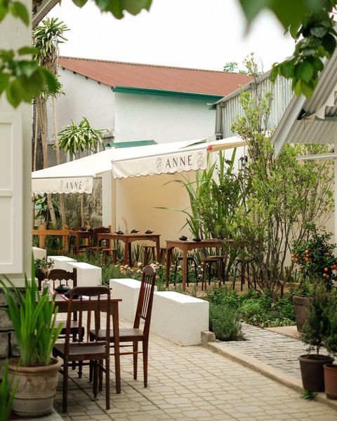 Loa Goldosound cho ANNE - Lunch & BBQ Dinner, Đà Lạt, Amply 4 - 6 vùng âm lượng, loa được thiết kế riêng cho quán, bật lớn không tạp âm, miễn phí công lắp đặt, bảo hành dài hạn 5 năm.
