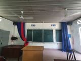 Loa cho Trường TH Nguyễn Chí Thanh: Âm ly có thể điều chỉnh được âm lượng của âm thanh phát ra cho từng khu vực trong lớp, âm thanh luôn rõ ràng, chuyên cho giảng dạy.