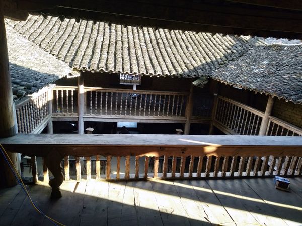 Loa Goldsound cho quán cà phê tại Đồng Văn, Hà Giang, loa được thiết kế riêng cho quán, bật lớn không tạp âm, miễn phí công lắp đặt, bảo hành dài hạn 5 năm